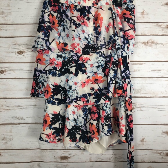 Parker Medium Tiered Ruffled Strapless Romper - Picture 5 of 8